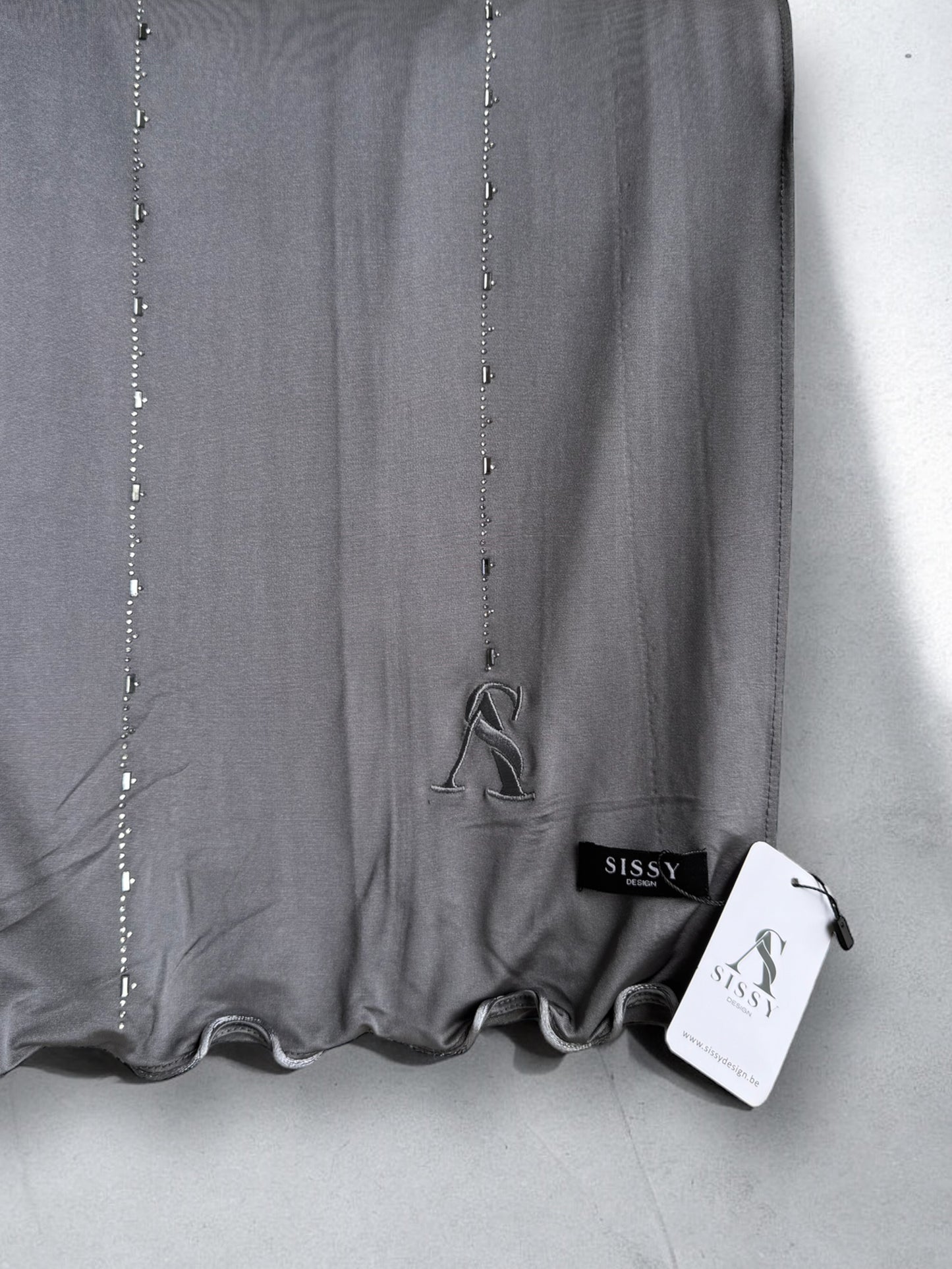 GLAMOUR GREY